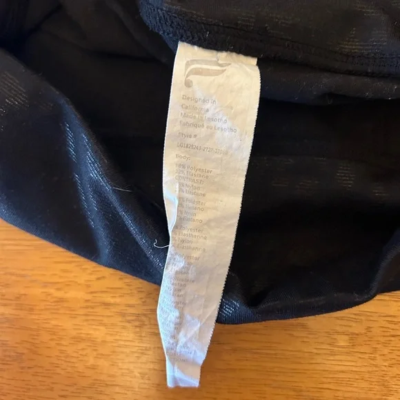 fabletics 7/8 leggings - Picture 4 of 6